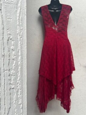 ❤️Ruby Red Reversable Lace Curtain Dress with a seperate Slip Dress.❤️